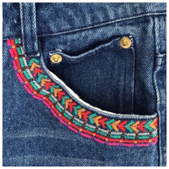 NWT Honey Punch Size S and M Boho Embroidered Shorts NEW - Picture 2 of 5